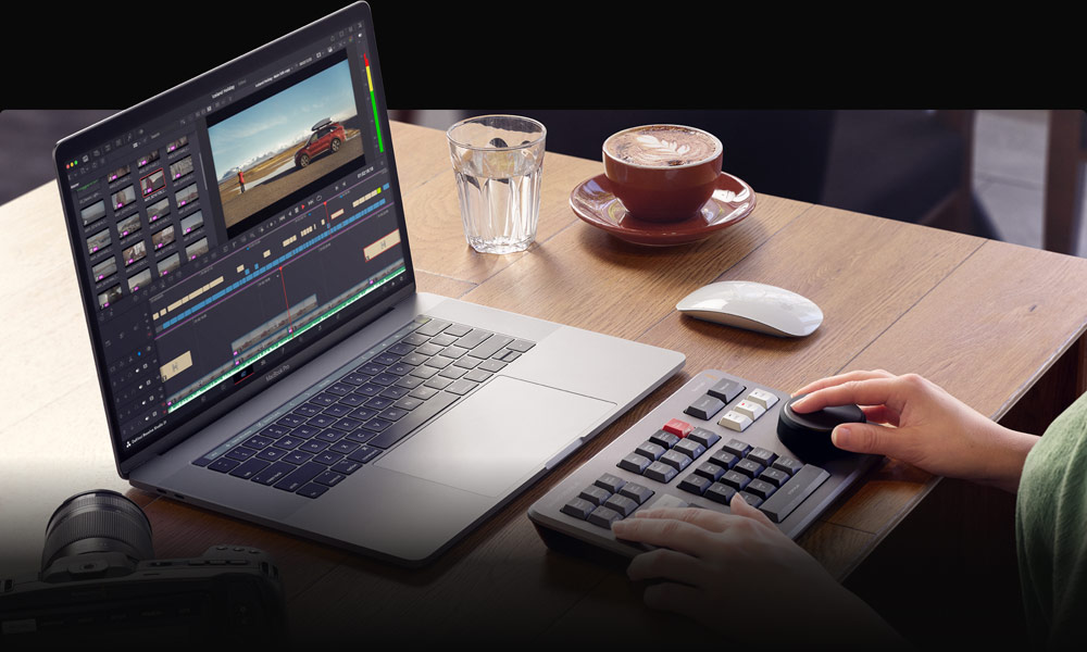 Editor working fast on the DaVinci Resolve Cut page